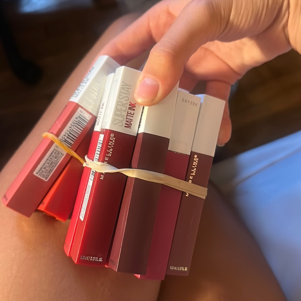 maybelline super stay matte ink lipstick liquid BRAND NEW